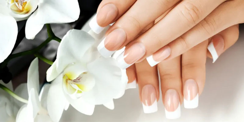 کاشت ناخن چیست؟